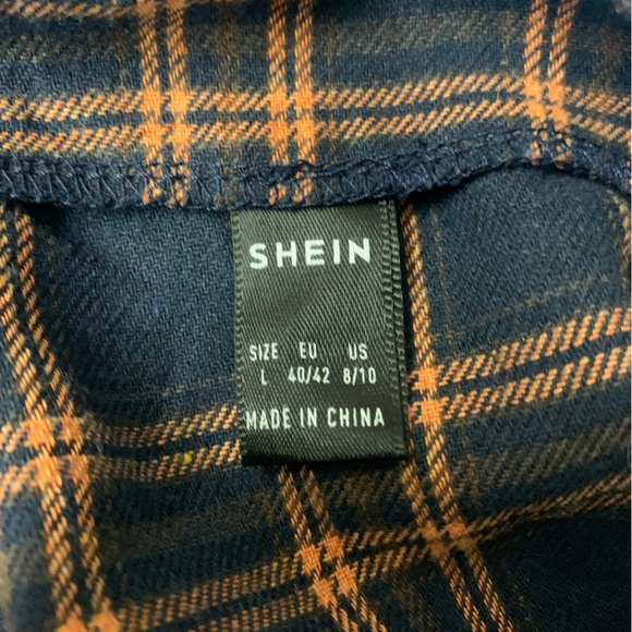 BUNDLE:Shein Cropped Tank, Cropped Long Sleeve and Skirt - Picture 7 of 8